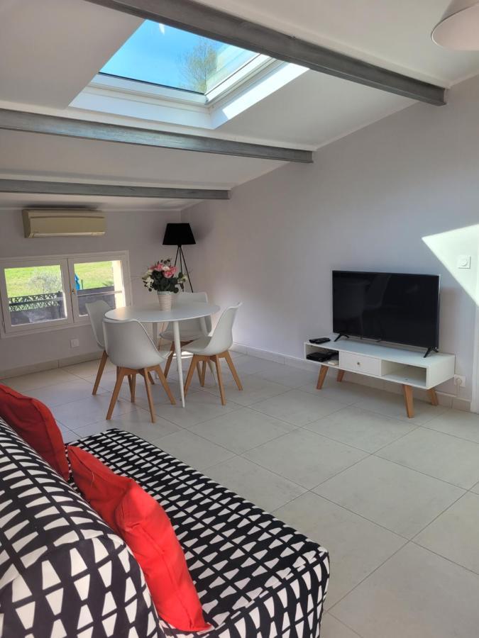 Villa L'Abaguie-Charmant Logement Au Calme Entre Mer Et Montagne 케인즈수르메르 외부 사진